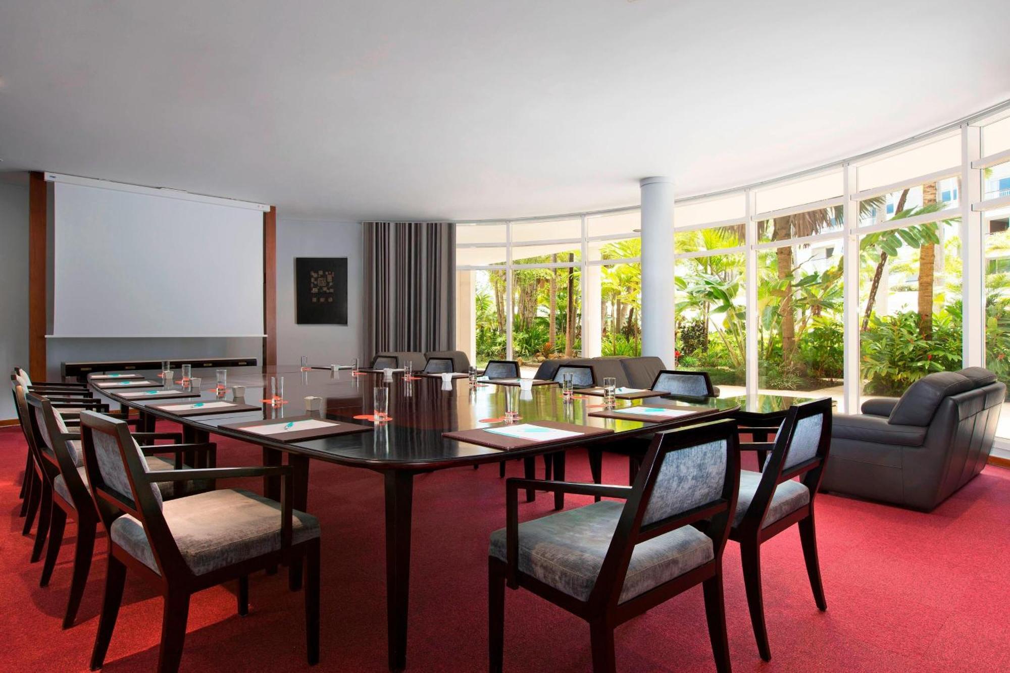 Le Meridien Noumea Resort & Spa Экстерьер фото